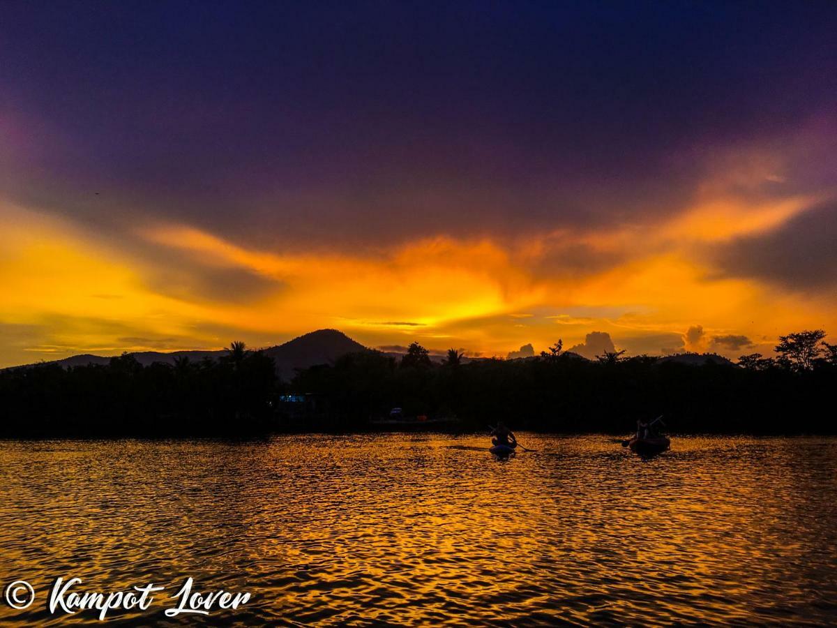 Kampot Riverfront Boutique 外观 照片